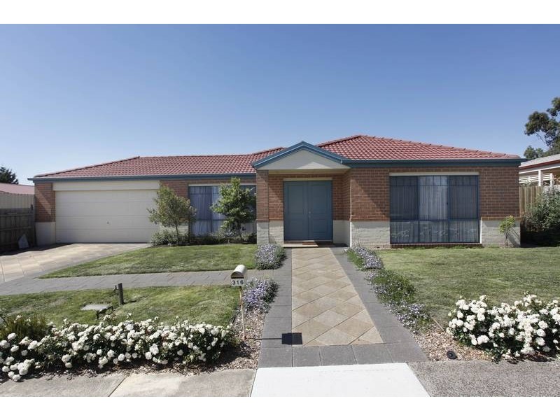 316 Princes Highway, Narre Warren VIC 3805