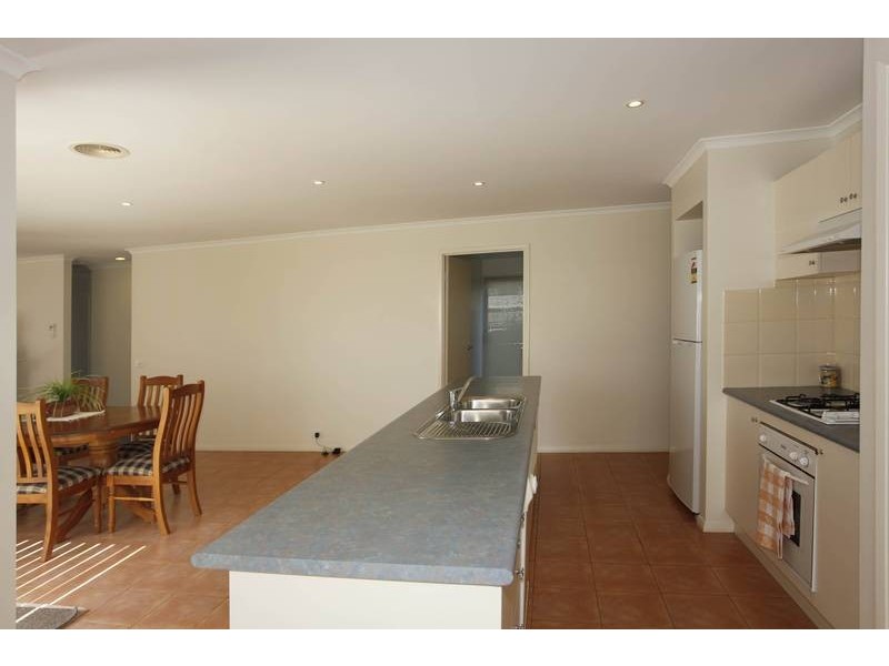 316 Princes Highway, Narre Warren VIC 3805