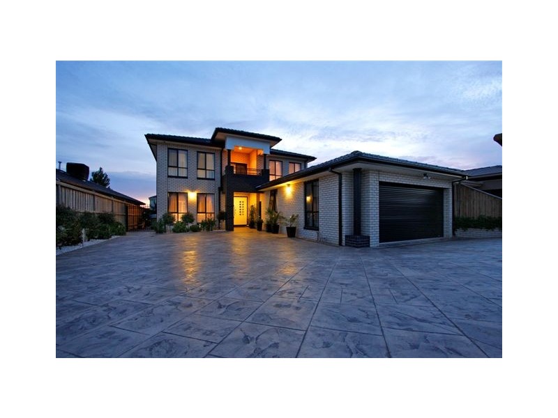 19 Sigvard Boulevard, Hallam VIC 3803