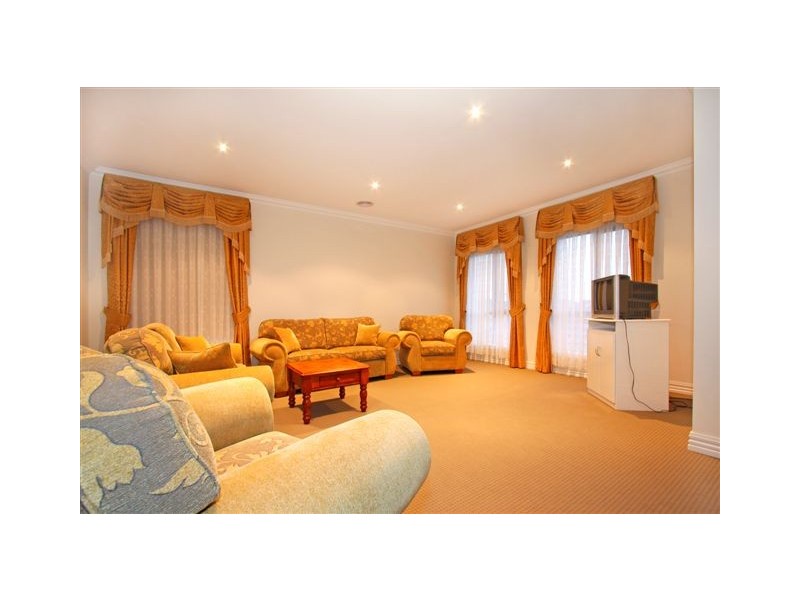 19 Sigvard Boulevard, Hallam VIC 3803