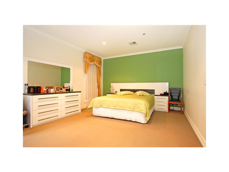 19 Sigvard Boulevard, Hallam VIC 3803