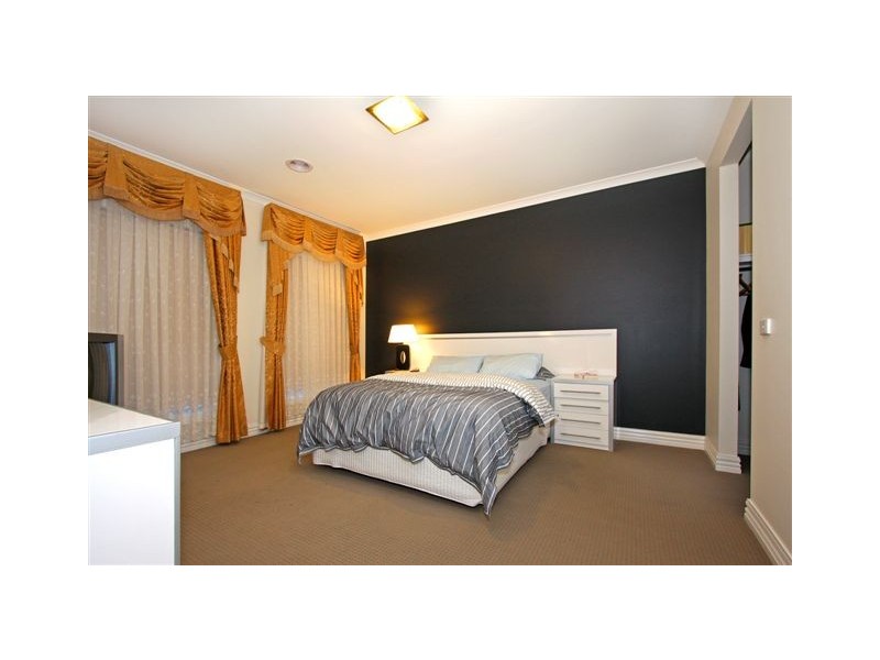 19 Sigvard Boulevard, Hallam VIC 3803