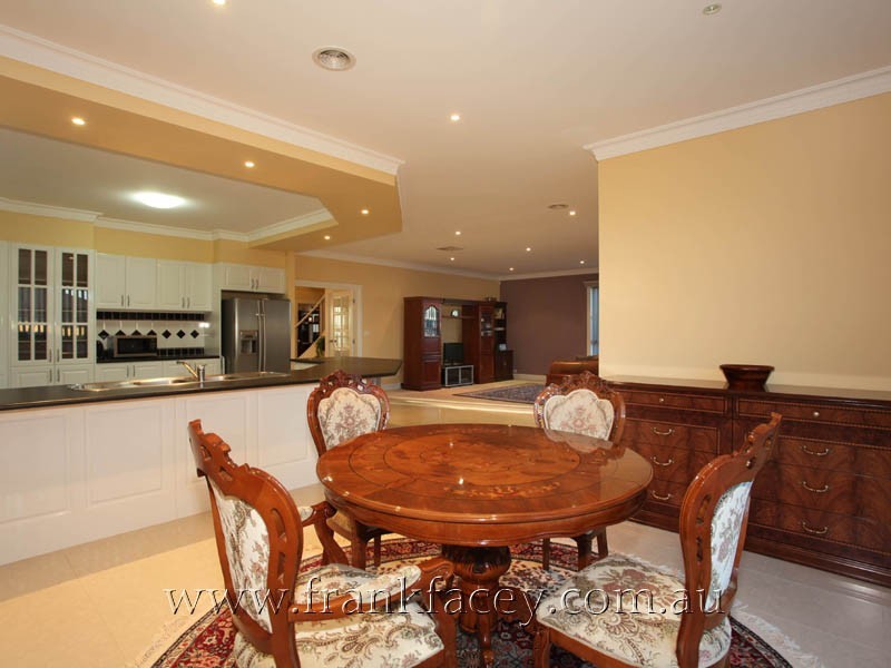 44 Ellen Road, Narre Warren South VIC 3805