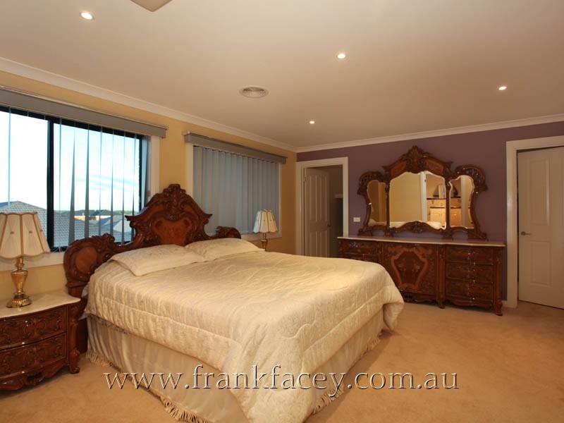 44 Ellen Road, Narre Warren South VIC 3805