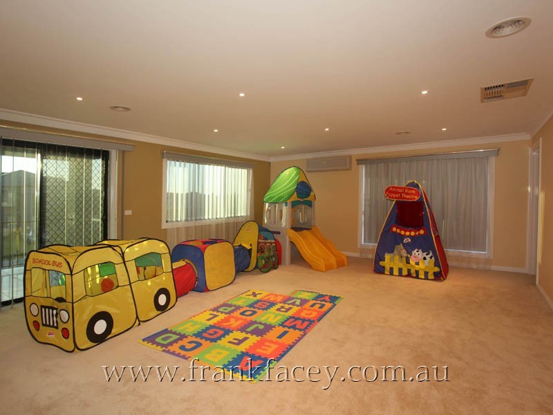 44 Ellen Road, Narre Warren South VIC 3805