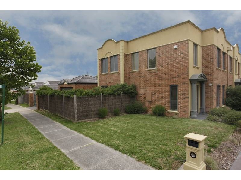 1 Cropton Place, Narre Warren South VIC 3805