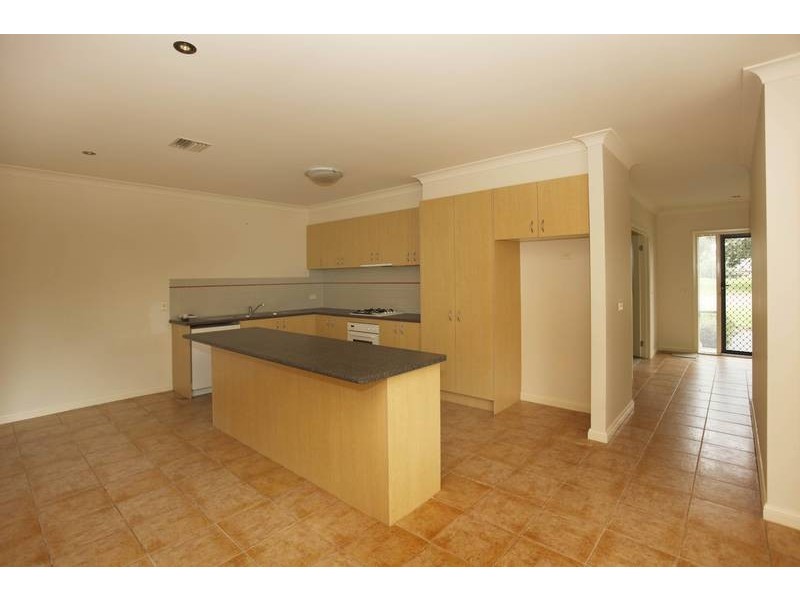 1 Cropton Place, Narre Warren South VIC 3805