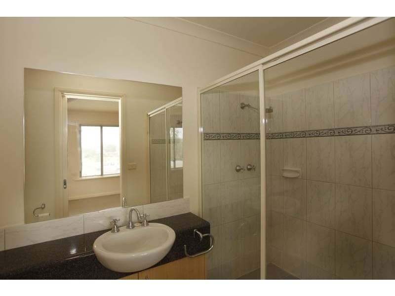 1 Cropton Place, Narre Warren South VIC 3805