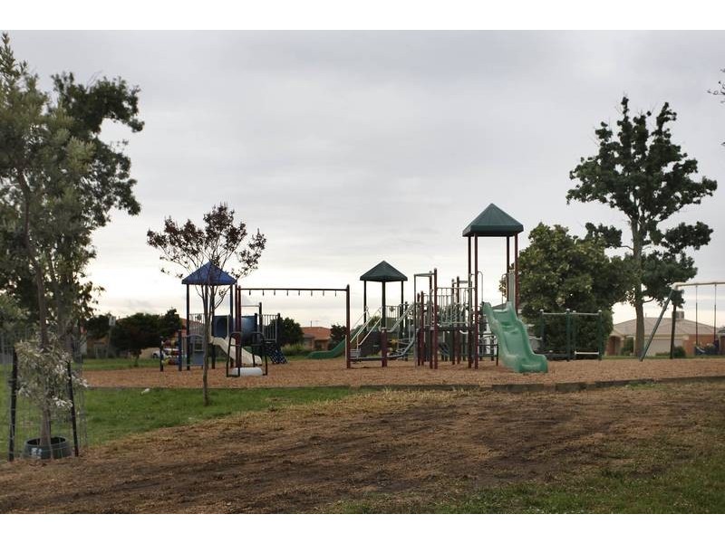 1 Cropton Place, Narre Warren South VIC 3805