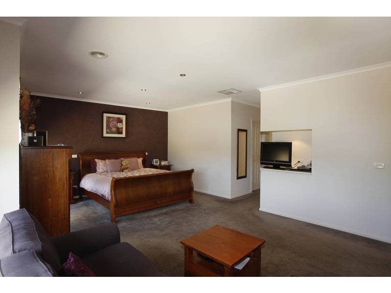 179 Drysdale Avenue, Narre Warren North VIC 3804