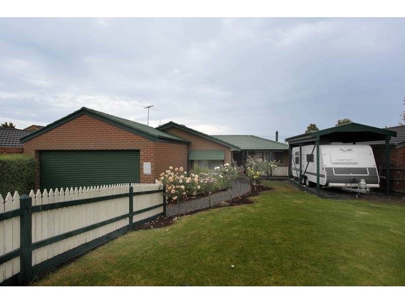 19 Springfield Drive, Narre Warren VIC 3805