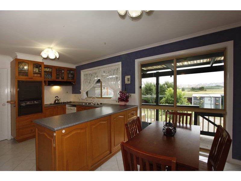 19 Springfield Drive, Narre Warren VIC 3805