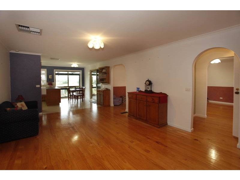 19 Springfield Drive, Narre Warren VIC 3805