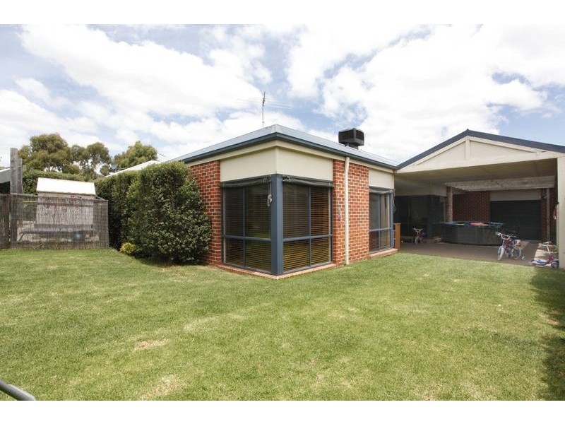 4 Thornley Drive, Berwick VIC 3806