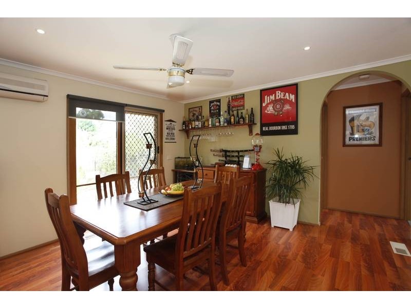 24 Facey Court, Narre Warren VIC 3805