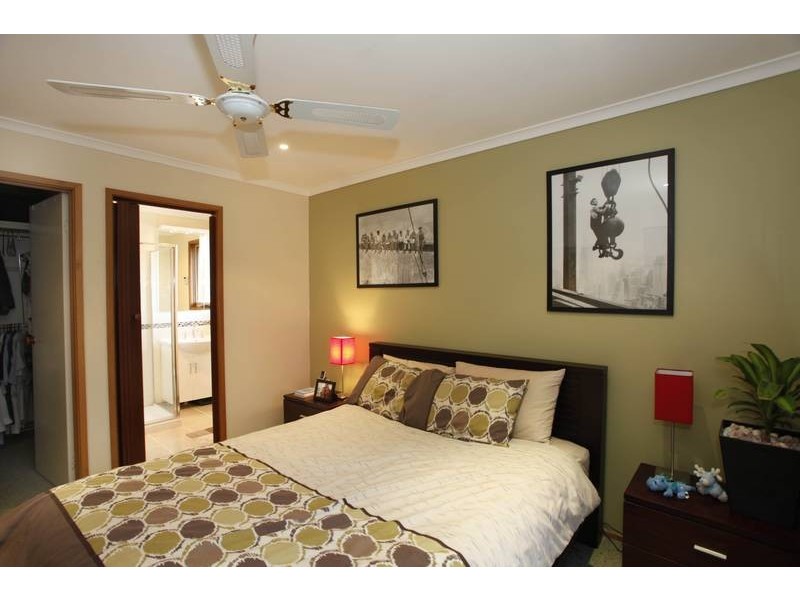 24 Facey Court, Narre Warren VIC 3805