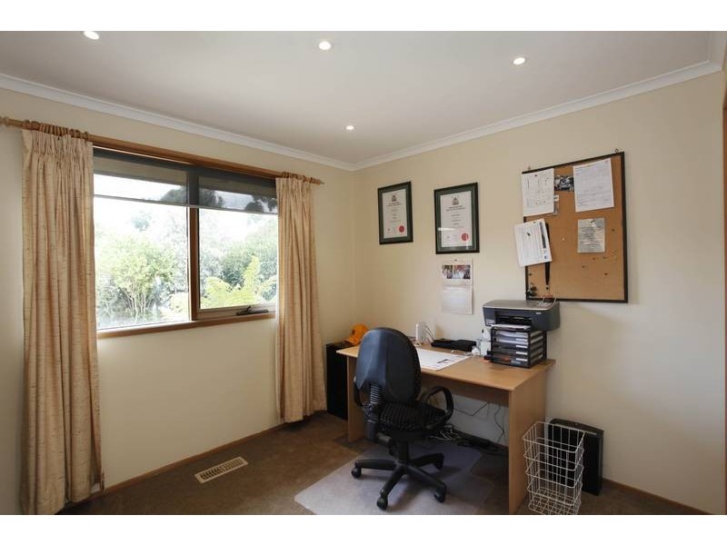 24 Facey Court, Narre Warren VIC 3805