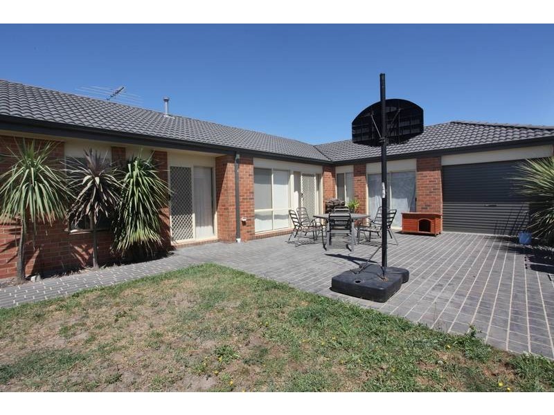 168 The Promenade, Narre Warren South VIC 3805