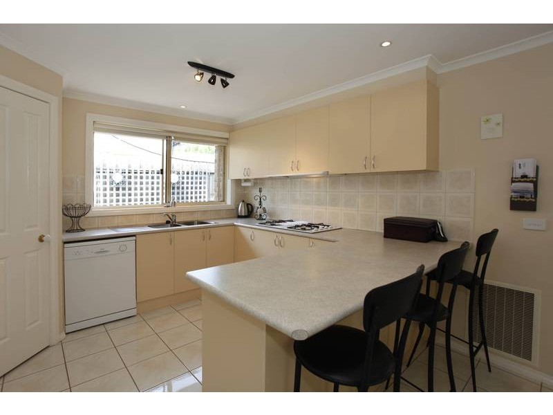 2 Ella Court, Narre Warren VIC 3805