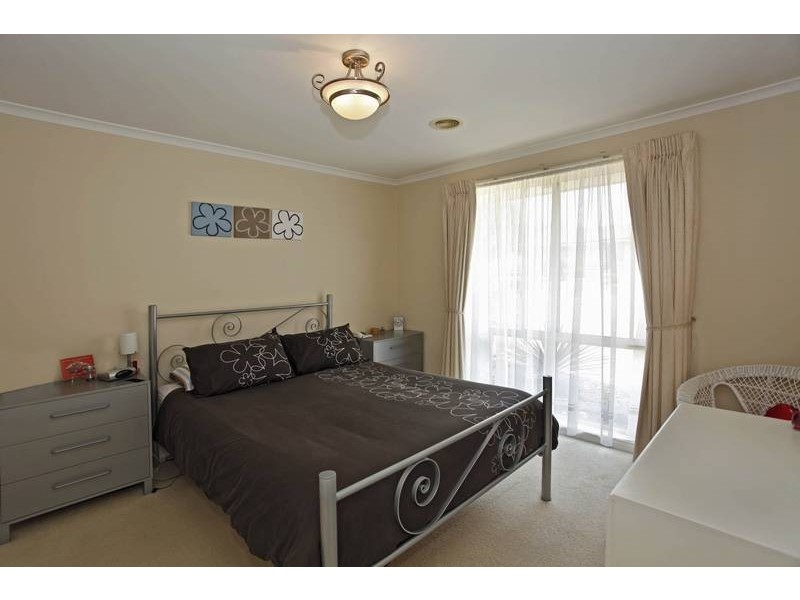 2 Ella Court, Narre Warren VIC 3805