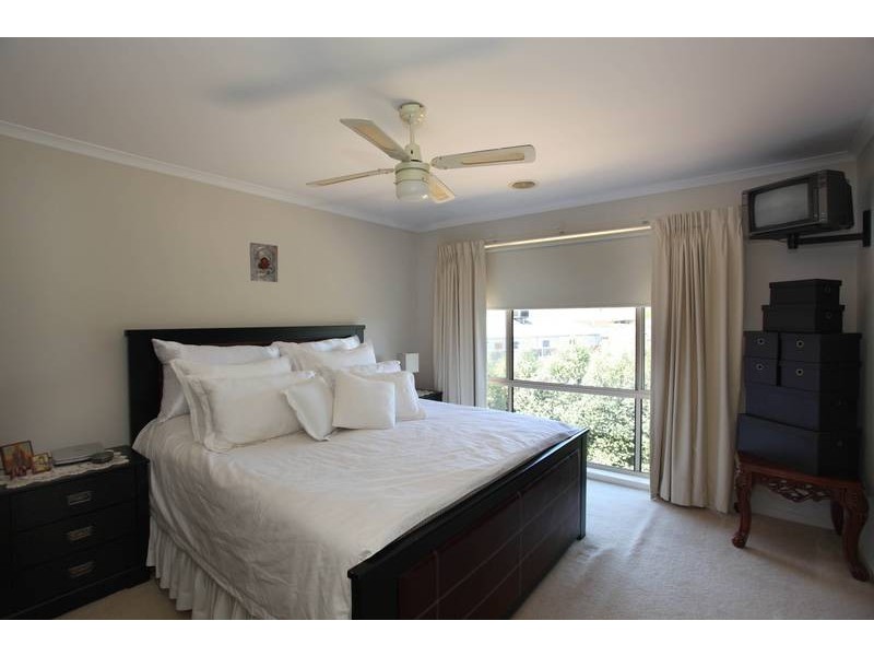 13 Shay Close, Narre Warren South VIC 3805