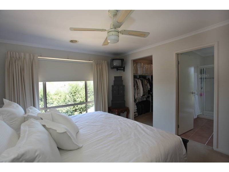 13 Shay Close, Narre Warren South VIC 3805