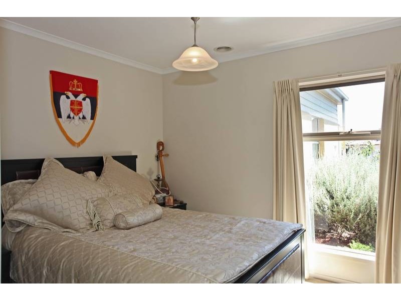 13 Shay Close, Narre Warren South VIC 3805