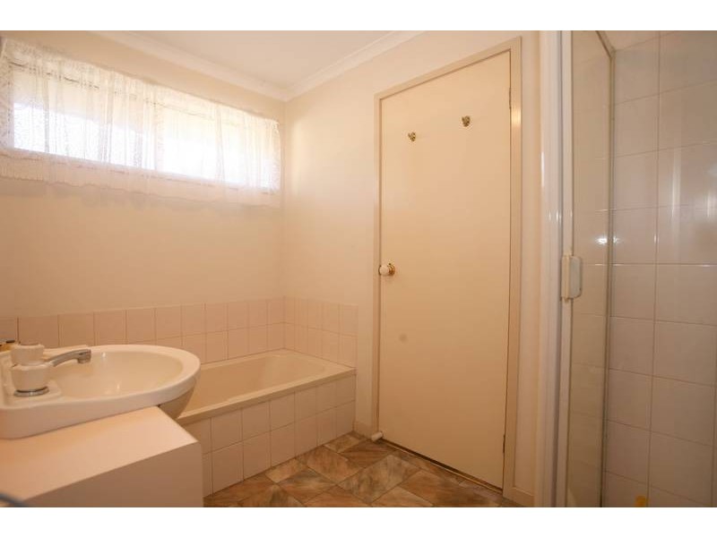 4 Lighthorse Crescent, Narre Warren South VIC 3805