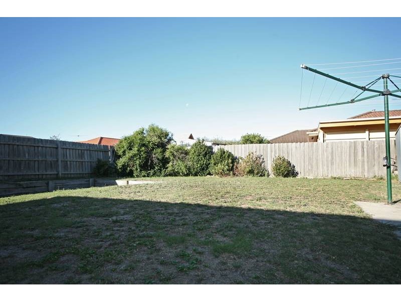 4 Lighthorse Crescent, Narre Warren South VIC 3805