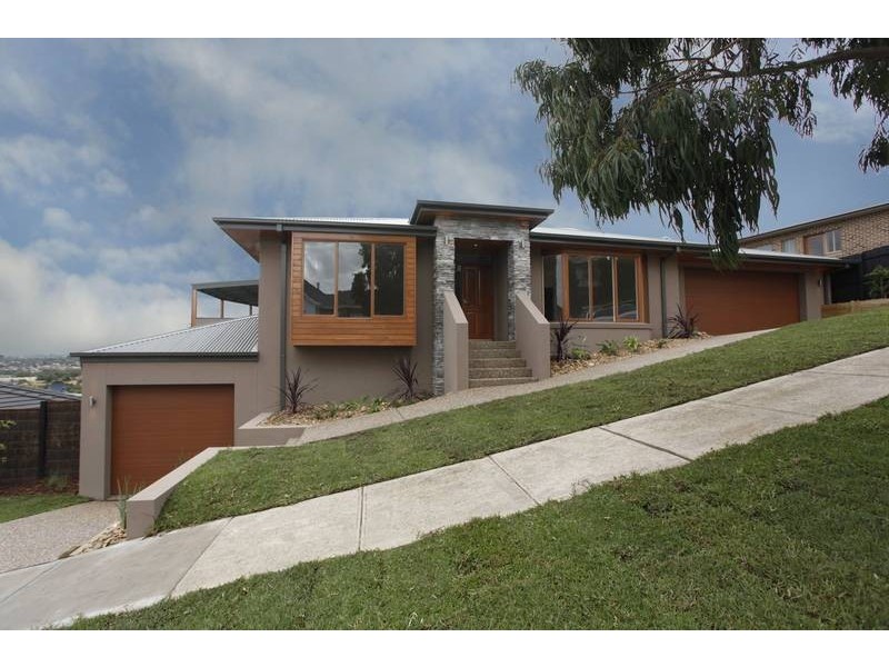 3 Otterburn Drive, Berwick VIC 3806