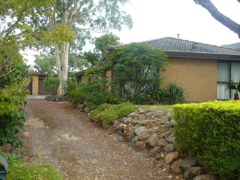 21 Cloverset Avenue, Narre Warren VIC 3805