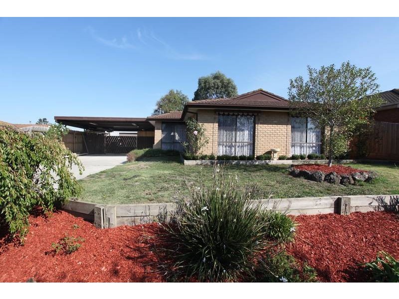 32 Tamarisk Road, Narre Warren VIC 3805