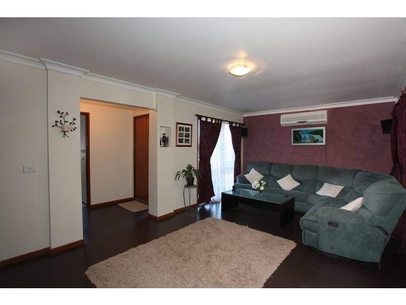 32 Tamarisk Road, Narre Warren VIC 3805