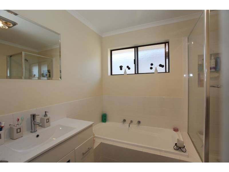 32 Tamarisk Road, Narre Warren VIC 3805