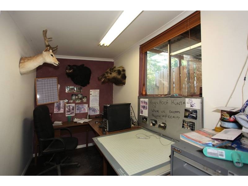 32 Tamarisk Road, Narre Warren VIC 3805