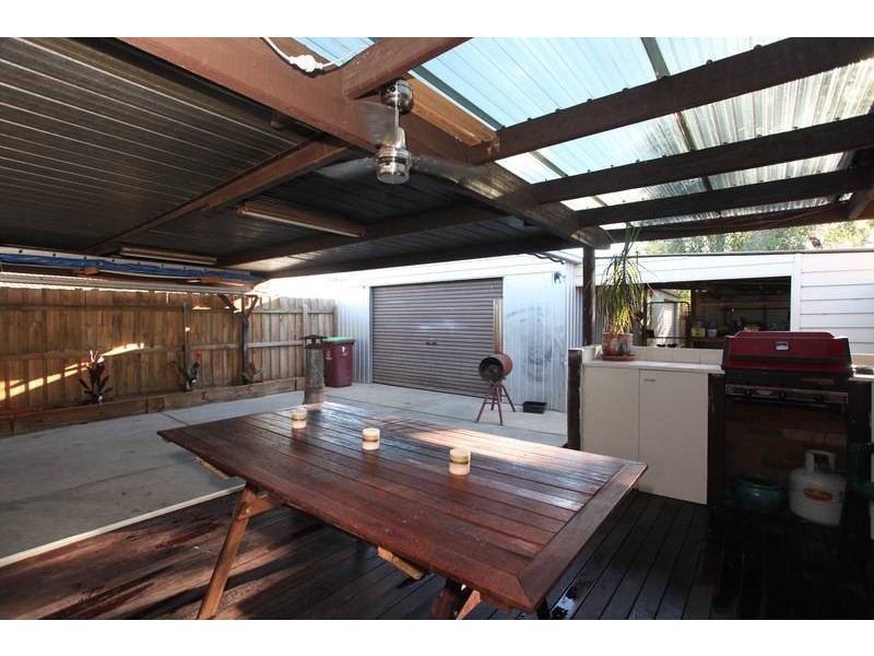 32 Tamarisk Road, Narre Warren VIC 3805