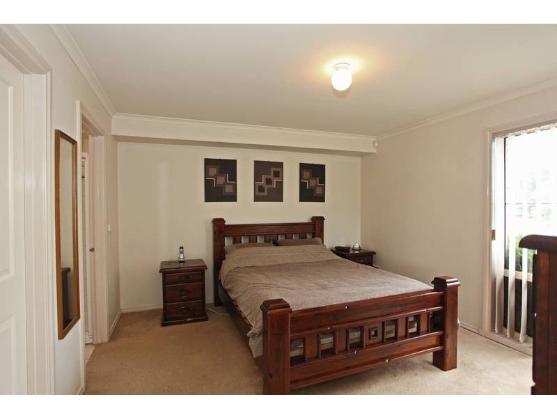 4 Mitchell Court, Berwick VIC 3806