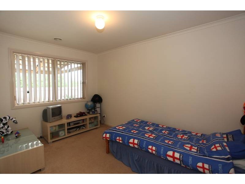 4 Mitchell Court, Berwick VIC 3806