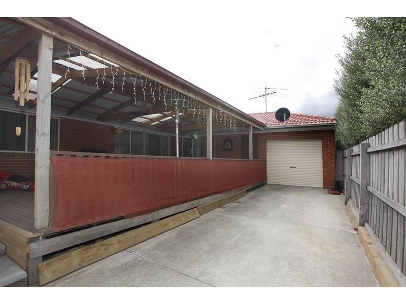 4 Mitchell Court, Berwick VIC 3806