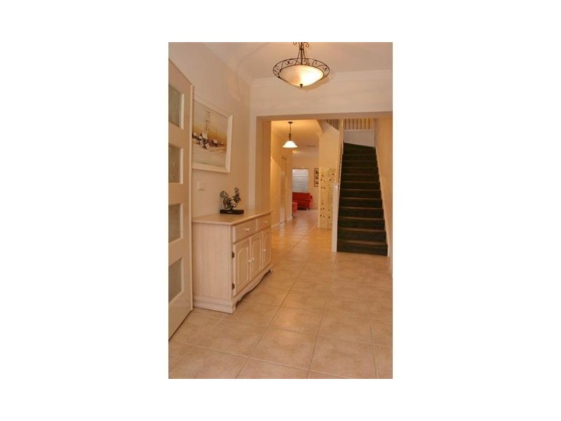 9 Rebecca Mac Court, Hallam VIC 3803