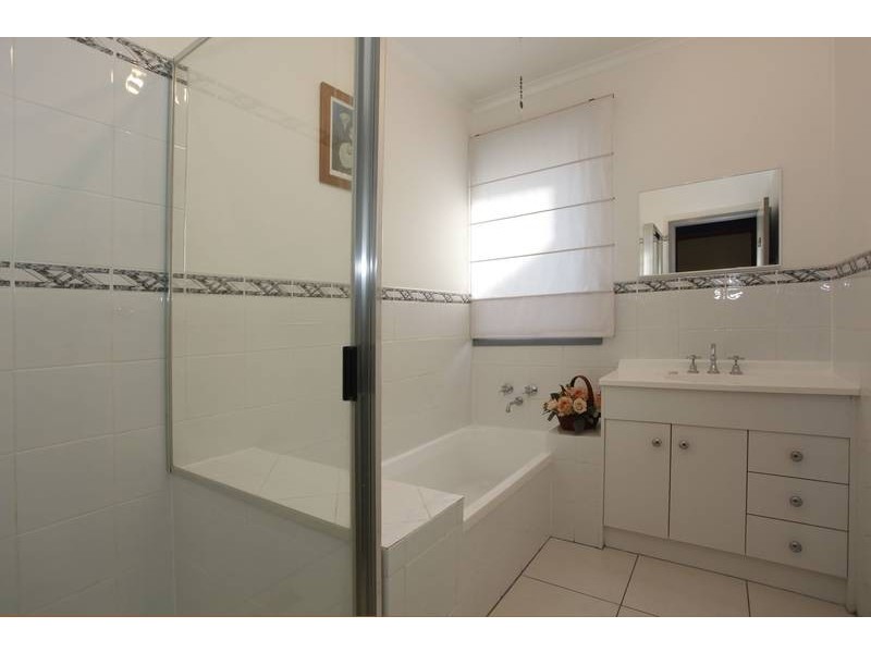 30 Kent Road, Narre Warren VIC 3805