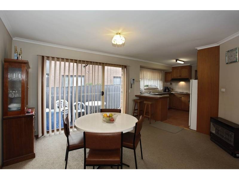 9 Hanna Drive, Endeavour Hills VIC 3802