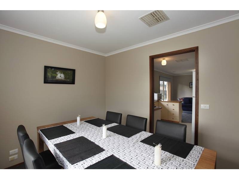 25 Facey Court, Narre Warren VIC 3805