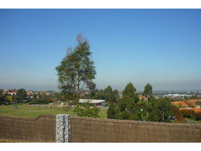 11-48 Langmore Lane, Berwick VIC 3806