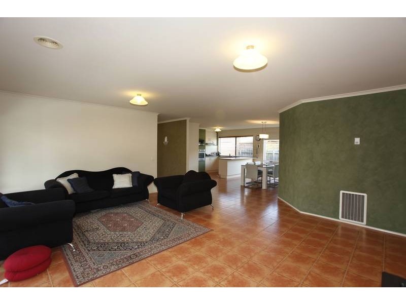 12 Malabar Court, Narre Warren South VIC 3805