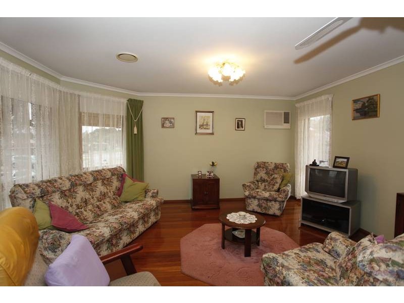 9 Tally Court, Berwick VIC 3806