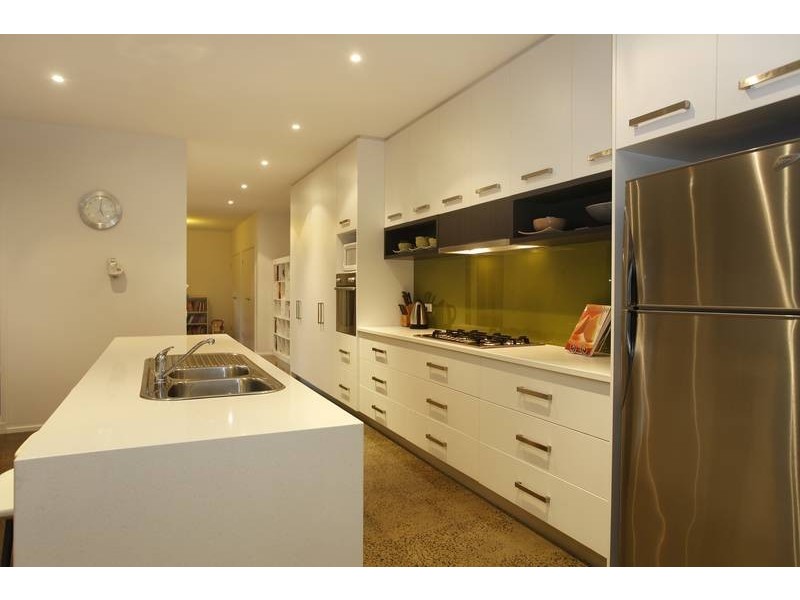 6 Lowanna Street, Berwick VIC 3806