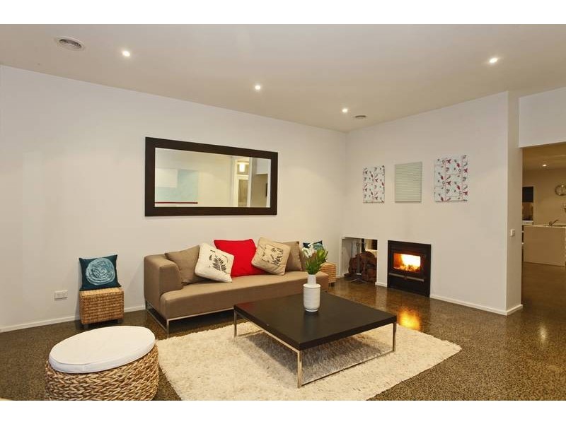 6 Lowanna Street, Berwick VIC 3806