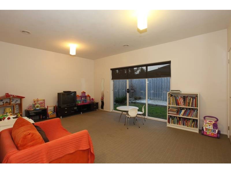 6 Lowanna Street, Berwick VIC 3806