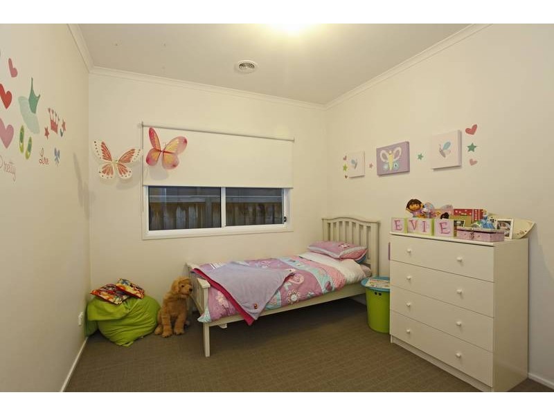 6 Lowanna Street, Berwick VIC 3806